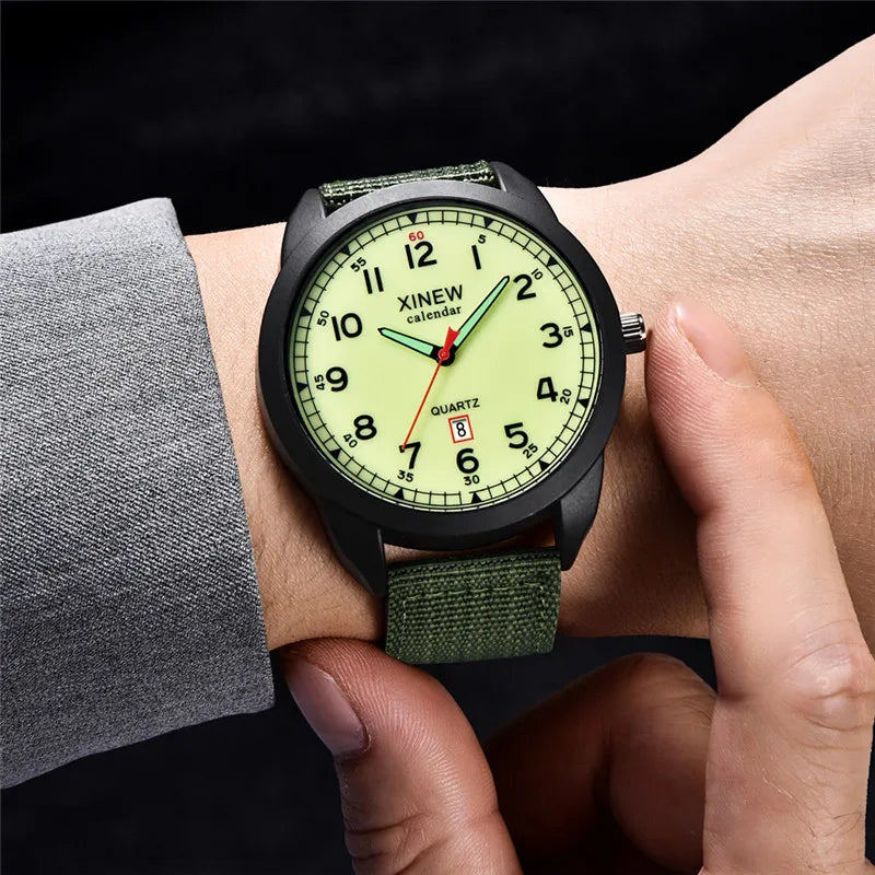 Relógio Masculino XINEW de Quartzo com Pulseira de Nylon – Estilo Militar